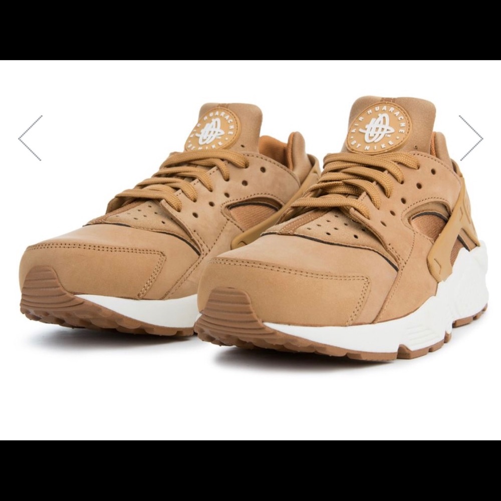 Sold !!Nike Air Huarache man size 9.5 med brown 👟 - Picture 2 of 8